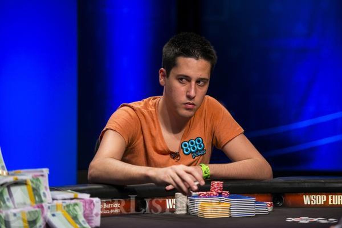 Adrian Mateos early career